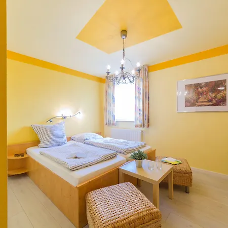 Hotel Alt Gaarzer Eck 2*